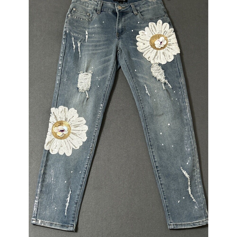 Juliette Art To Wear Daisy Sequin Applique Distressed Jeans Women's Size 4 Boho